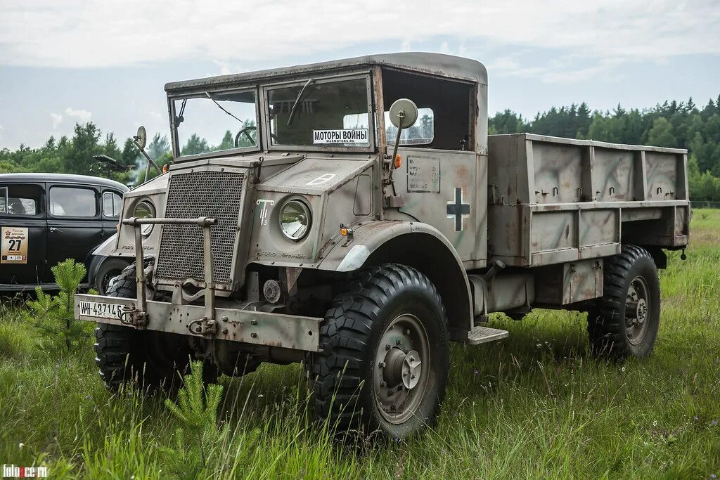 Грузовик второй мировой. Грузовики вермахта второй мировой войны. Opel Blitz 1940. Опель блитц немецкий грузовик. Немецкие Грузовики 2 мировой войны.