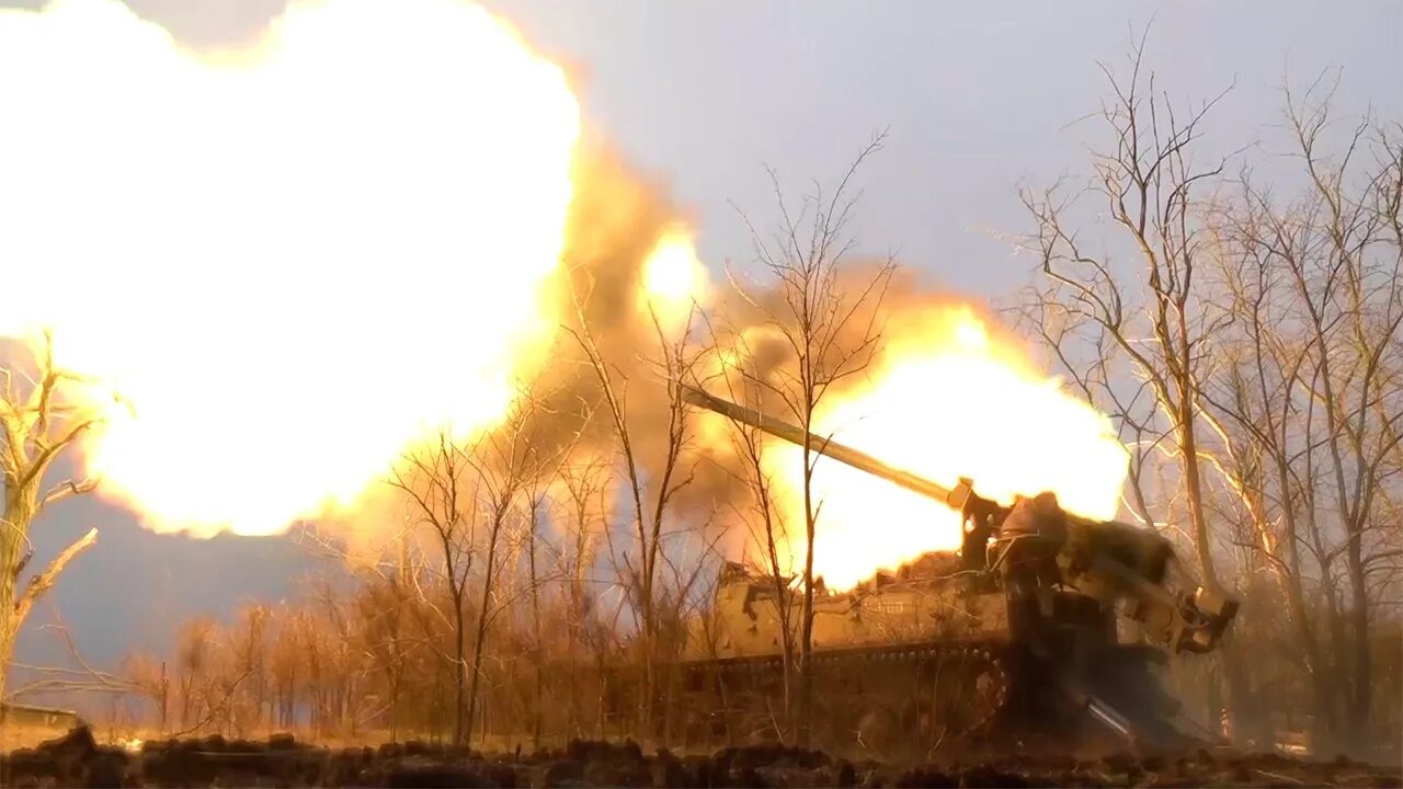 Декабрь 2023 года обстрел. Украинская артиллерия. Военные действия. Артиллерия ведут огонь на Украине.