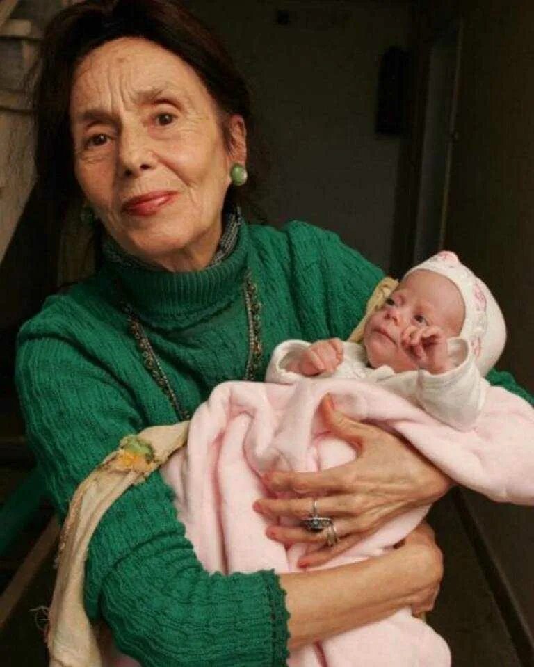 Старородящие женщины возраст. Мама в возрасте. Мамы в возрасте рожают. Мамы в возрасте рожают. Беременные женщины в возрасте.