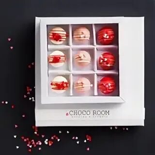 Chocoroom клубника. Чоко рум. Choco Room мастерская. Chocoroom изнутри. Чоко рум цветы.