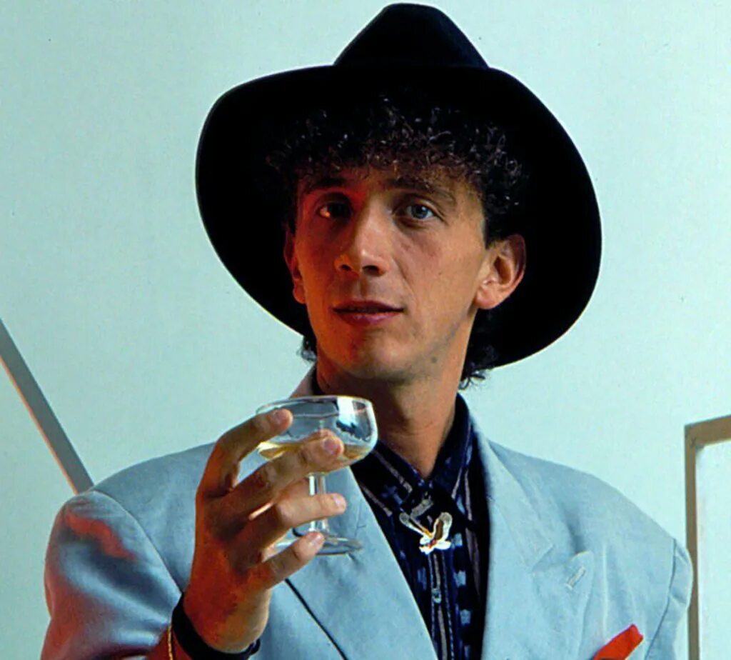 Savage певец сейчас. Роберто дзанетти. Roberto zanetti savage. Savage одежда виваленд. Певец роберто дзанетти.