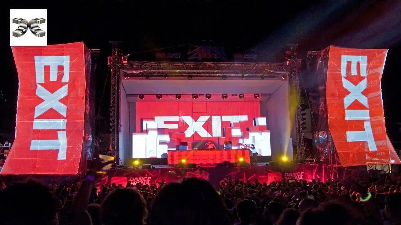 Exit музыка. Фестиваль экзит сербия. exit фестиваль в сербии. exit музыкальный фестиваль. нови сад exit.