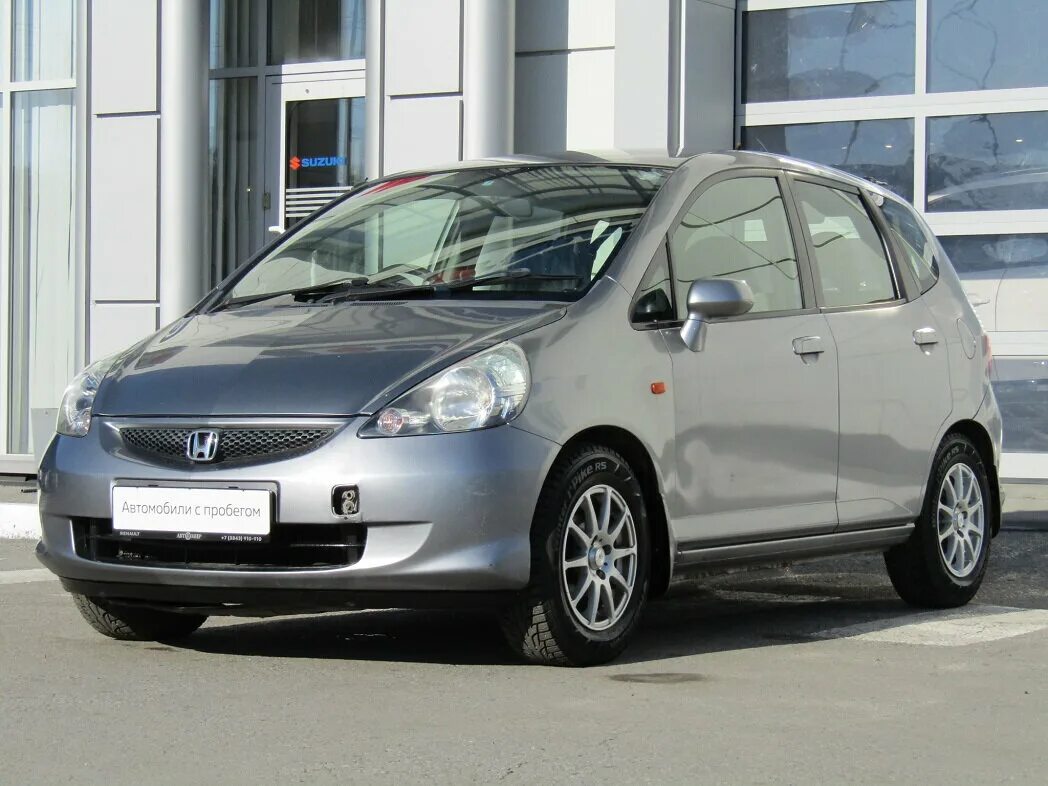 Honda Fit 2004. Хонда фит 2004 года. Хонда фит серая. Хонда фит какого года 2004.