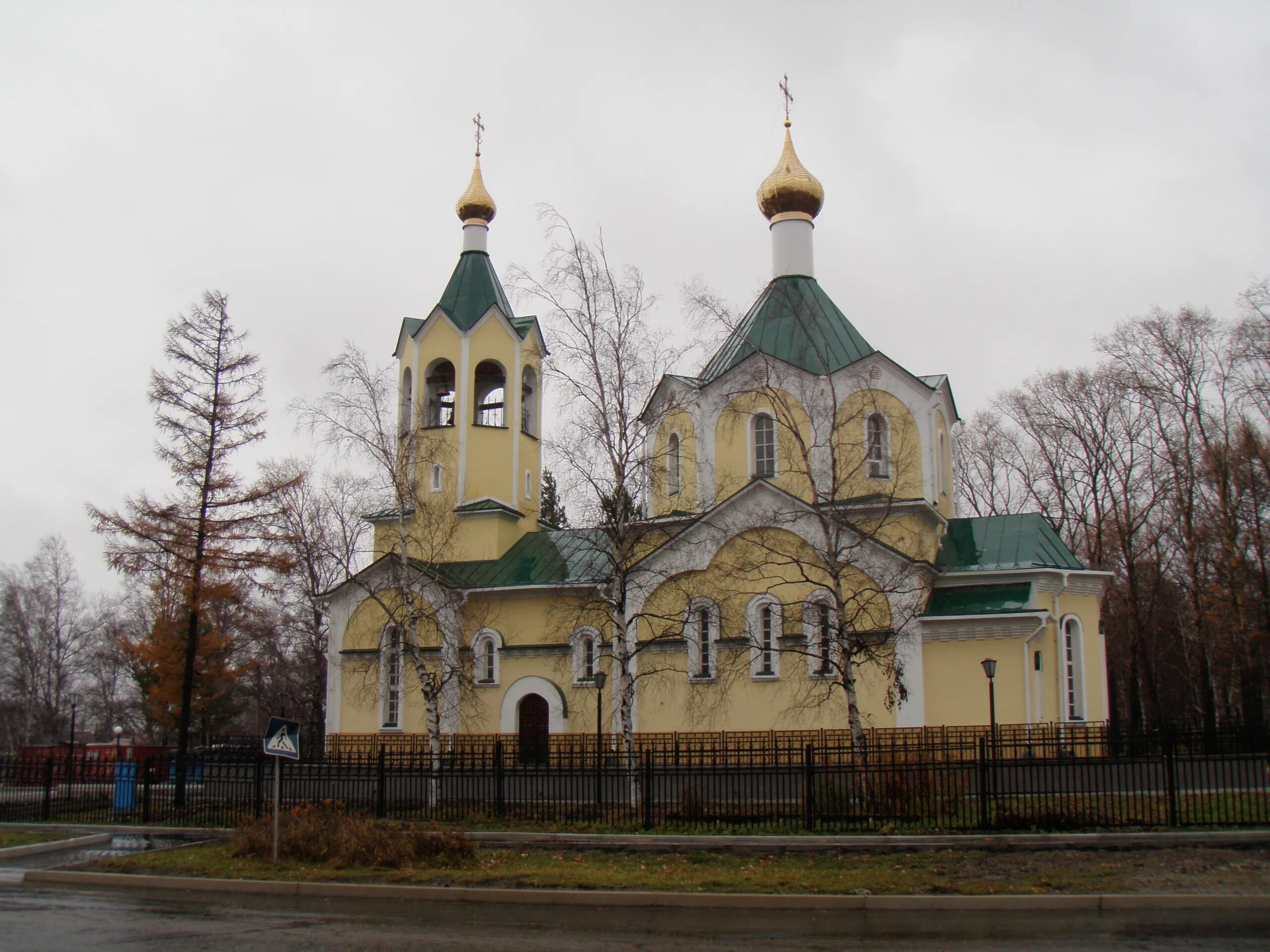 Николаевск на Амуре храм. Храм Николая Чудотворца Николаевск-на-Амуре. Маяк Николаевск на Амуре. Николаевск-на-Амуре Хабаровский край. Николаевск на амуре район