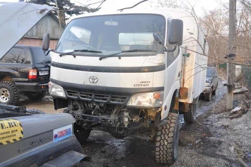 Дром хабаровский грузовики. Toyota Dyna 4wd. Тойота Дюна 4 ВД. Toyota Dyna 97. Тойота Дюна самосвал 3т 4вд.