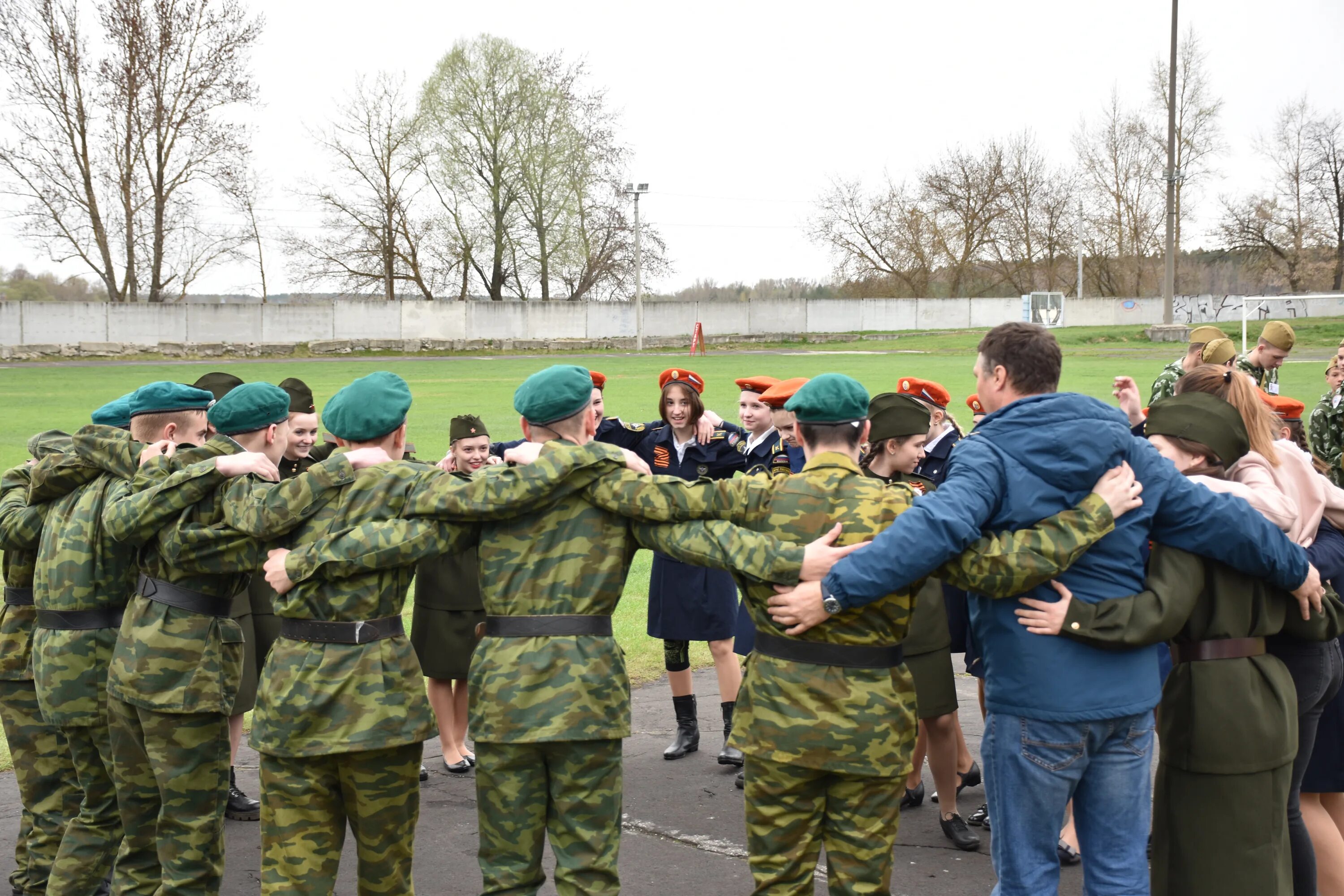 Зарница в кумертау. Военно патриотическая игра. Патриотическая игра зарница в лагере. Зарница в школе. Военно-спортивное воспитание.