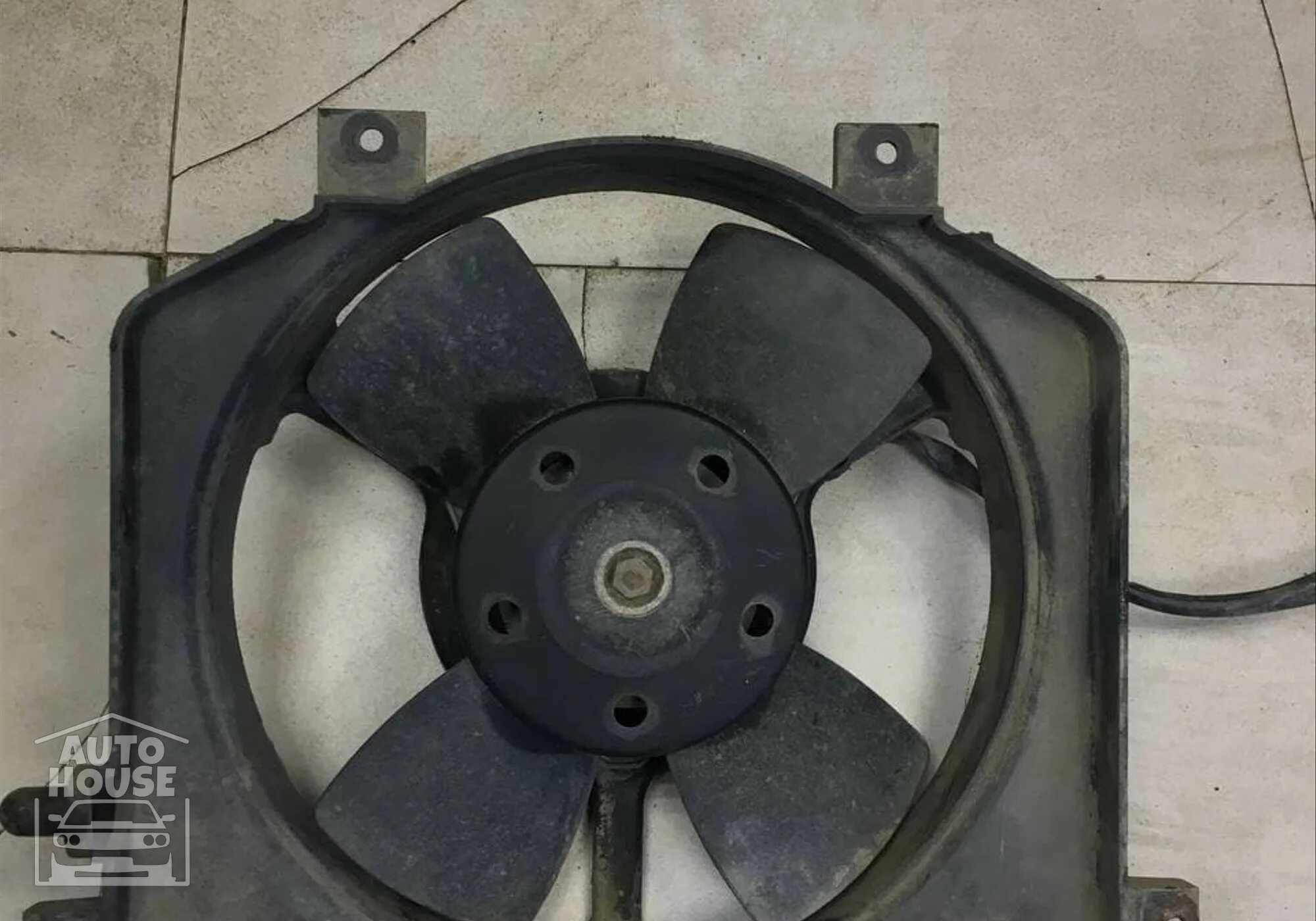 Вентилятор охлаждения ваз 2115. Вентилятор охлаждения 2115. Вентилятор ваз 2115. Вентилятор ваз 2115. Luzar lfc 0103 электровентилятор охлаждения.