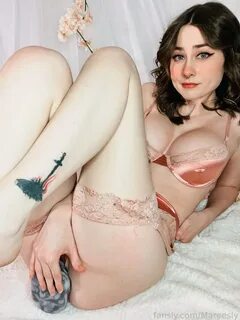 Naked Mareesly (138) leaked photos and videos from onlyfans, patreon, twitc...