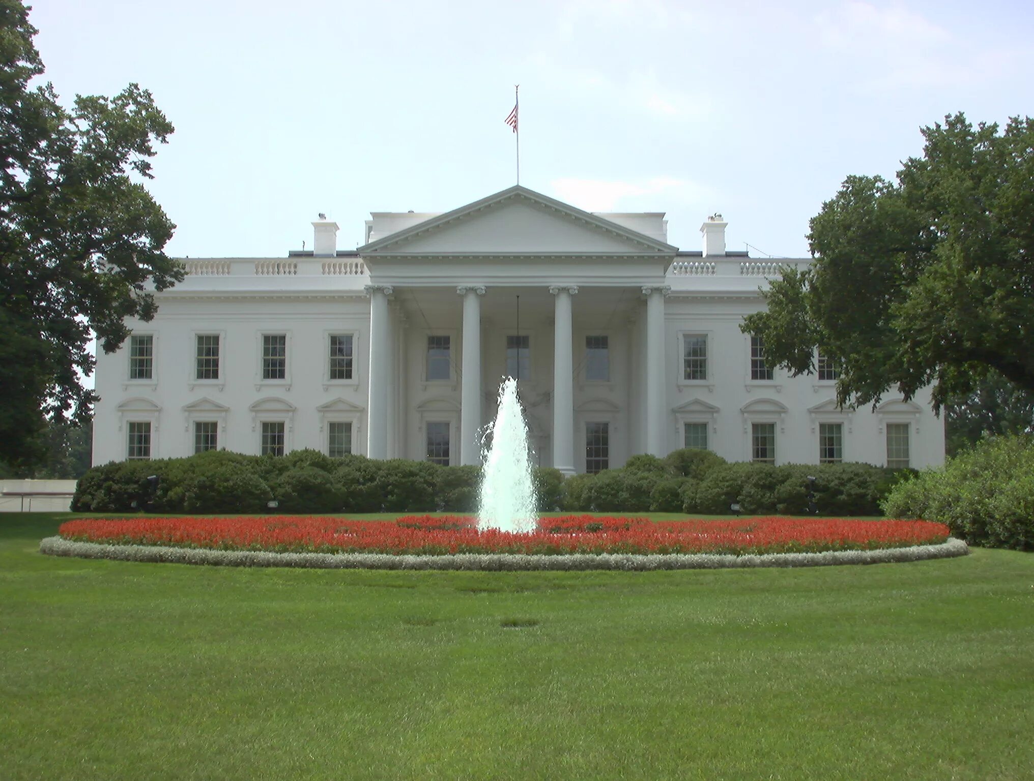 Белый дом страна. White House Washington. Белый дом Вашингтон фото. Белый дом достопримечательности Вашингтона. Белый дом представитель.