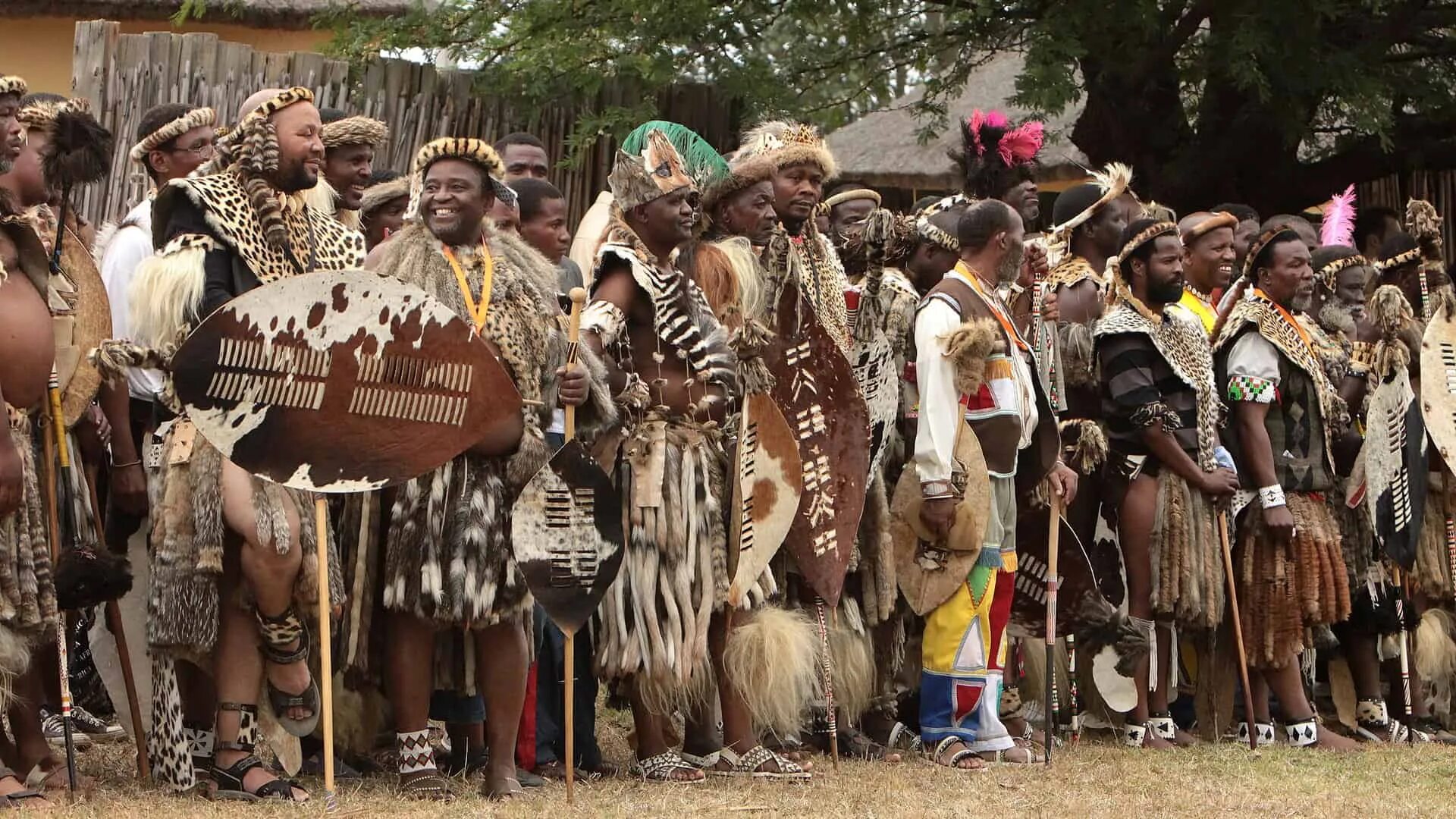 Африканский народ 5 букв сканворд. Племя Зулу в Африке. ЮАР Зулусы. Племя зулусов в Африке. Зулу КАНТОМБЕЛА.