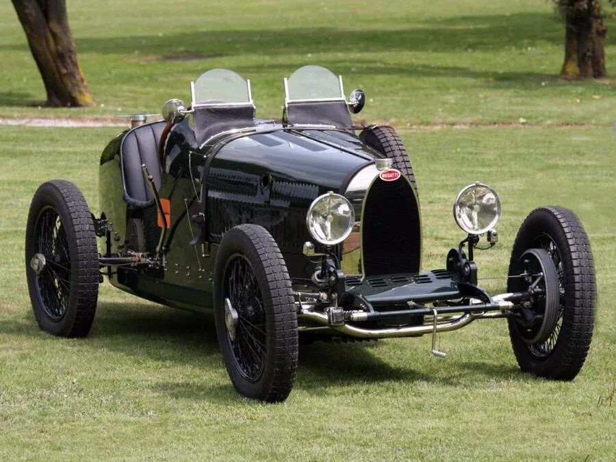 Видео 1 автомобиля. Бугатти 1928. 1928 Bugatti Type. Бугатти 37. Самая первая Бугата.