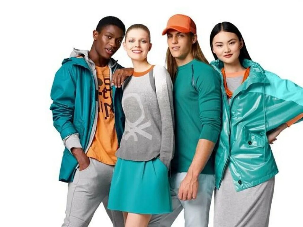 United Colors of Benetton одежда. Бенеттон костюм. Бенеттон одежда женская. Benetton clothes shop.