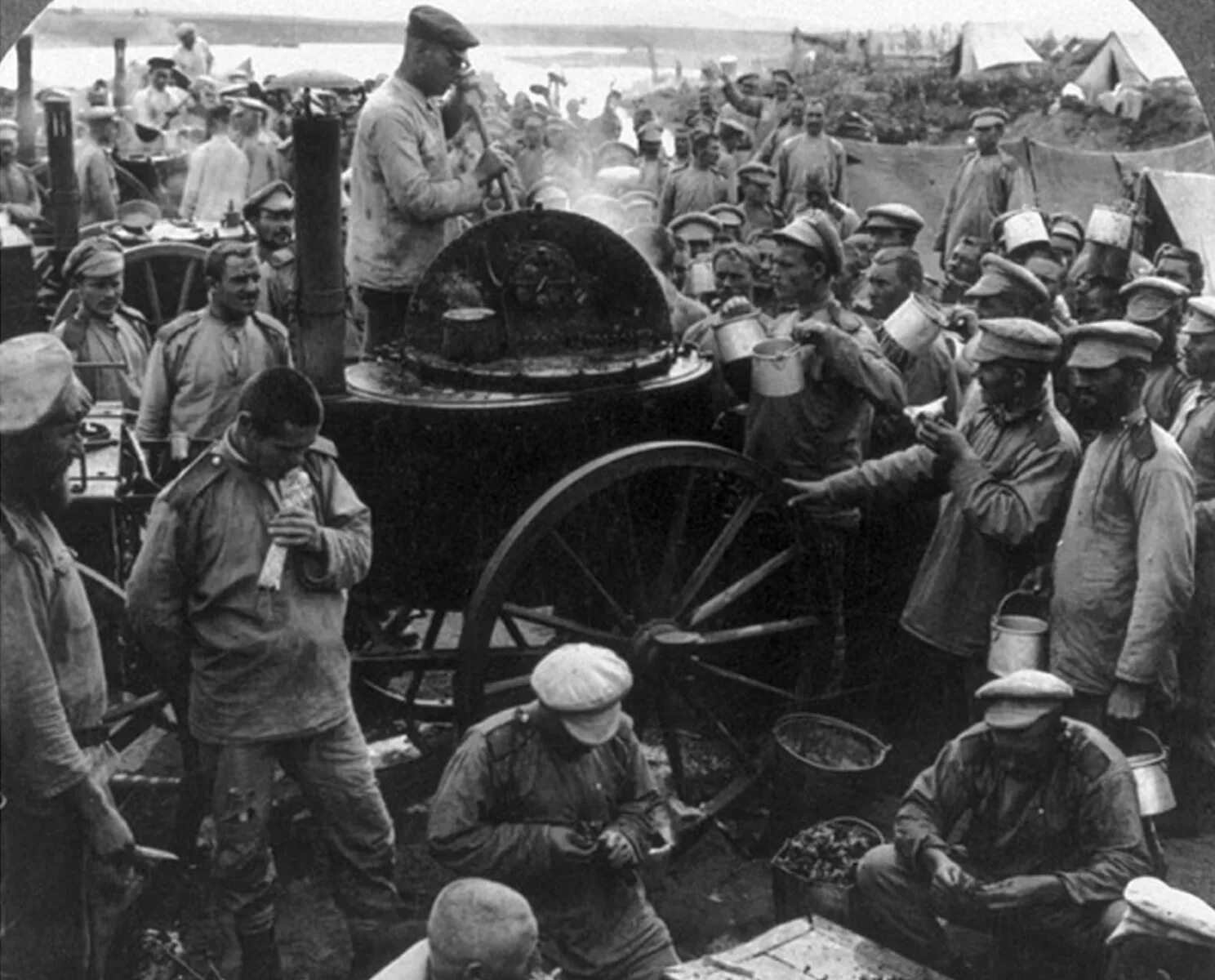 1914. 1914. Первая полевая кухня. Первая полевая кухня. Полевая кухня.