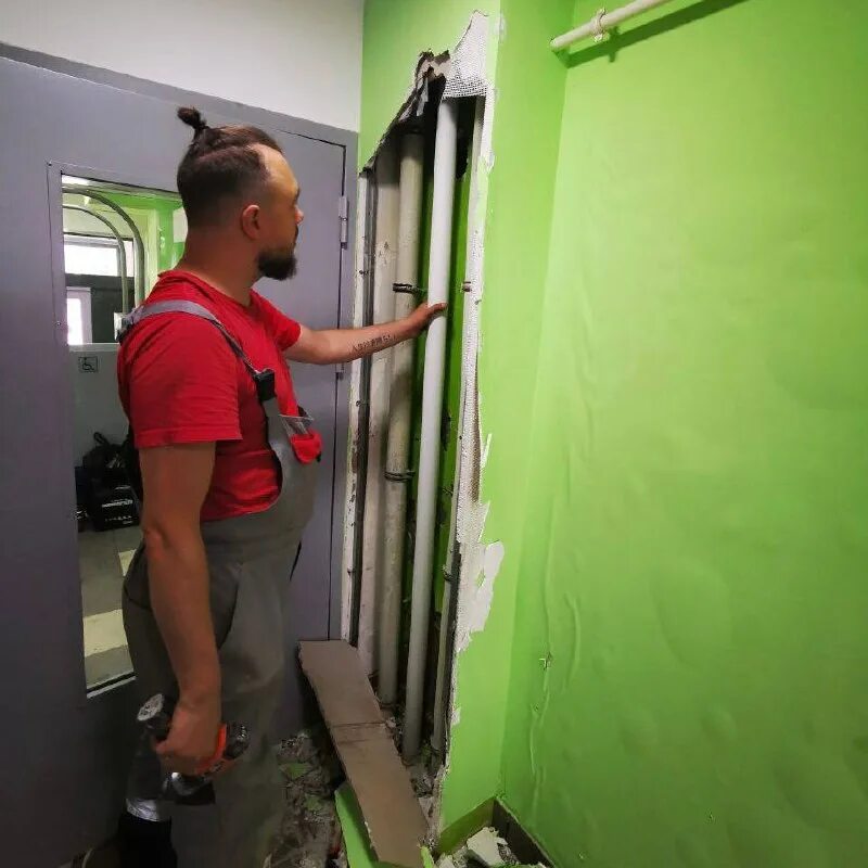 Монтаж противопожарных дверей. Эталон управляющая компания изумрудные. Ук эталон. Эталон управляющая компания изумрудные. Квадро управляющая компания.