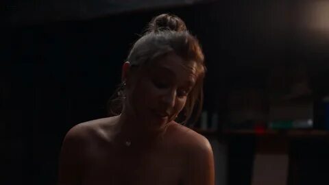 Taylor misiak hot