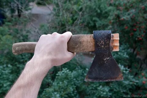 Плетью обуха не перешибешь
