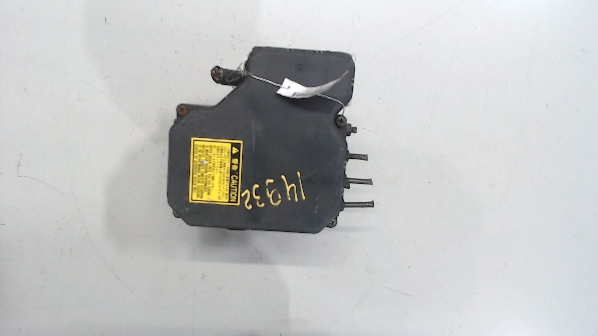 Модуль абс тойота прадо престиж advics 8954160a21. Как разбирать блок abs toyota rav4. Купить блок абс на тойоту висту 89541 32100 в куйбышеве. Блок абс тойота рав 4. Трубка тормозная на блок abs toyota rav4.