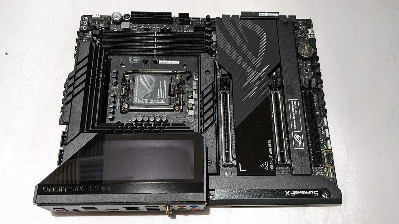 Asus z790 купить. ROG Maximus z790 Hero. ASUS ROG Maximus z790. ASUS z790 extreme. ASUS ROG Maximus z790 extreme Glacial.