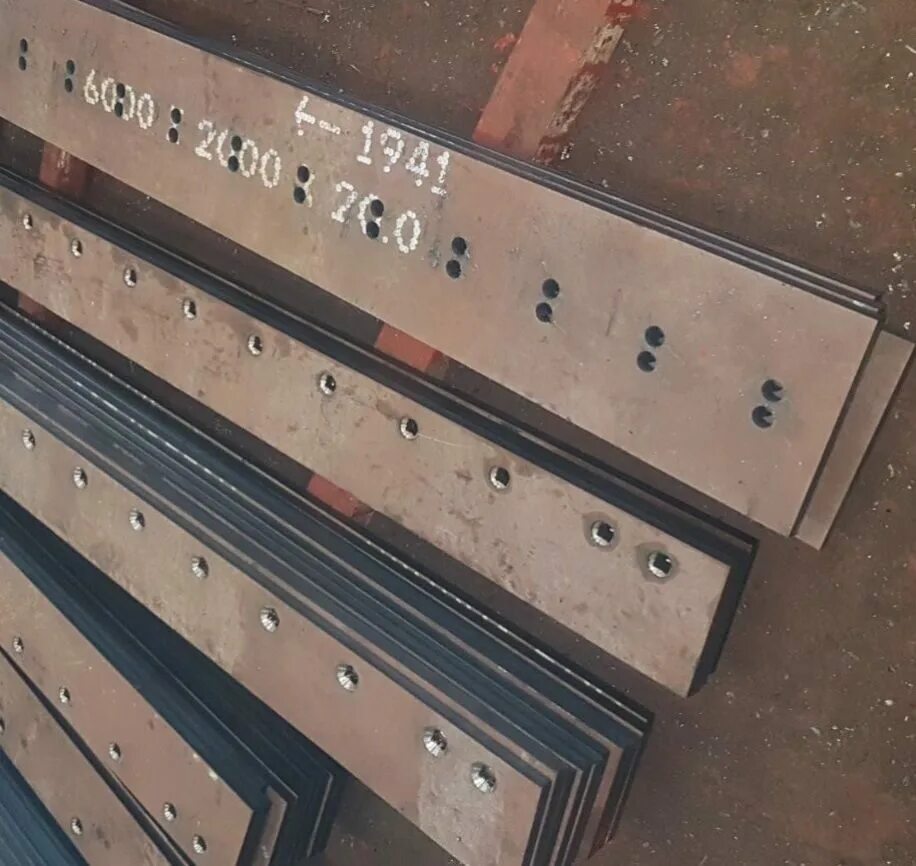 Нож грейдерный гс 14. 55. Нож средний грейдерный дз-122, 143, 180 (1820*180*12). 004-02; 80-52-61. 11.