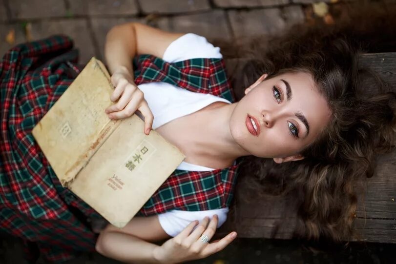 Как по писаному. Сказочные фото от любителей книг Артхив