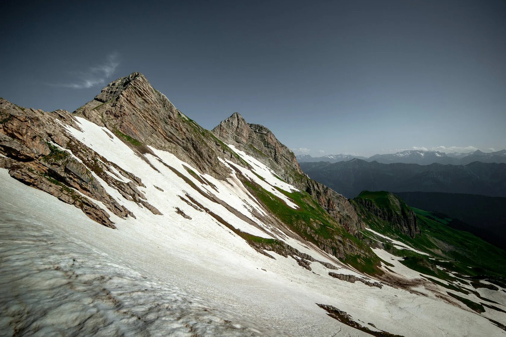 Эх гори. Гора Чолгон Абхазия. Ах АГ гора в Абхазии. Перевал Ах-АГ Абхазия. Хребет Тепе Баше Абхазия.