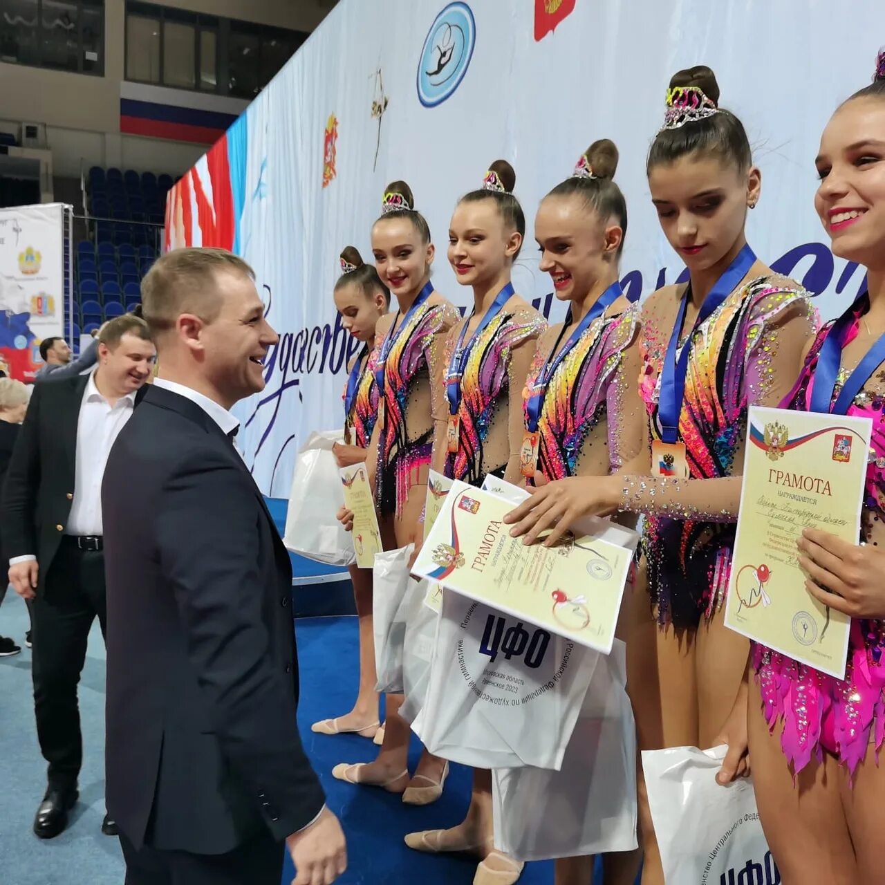 Анастасия федосеева гимнастика. Чемпионат россии. Фото гимнасток по художественной гимнастике. Ипатьева ангелина художественная гимнастика. Богатова елена львовна художественная гимнастика.