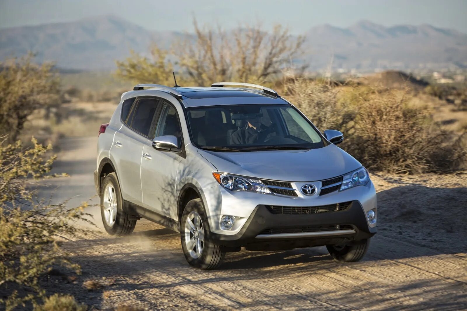 Рав 4 2.0 механика. Тойота рав 4 2013. тойота рав 4 2015. toyota rav4_2013-2015. toyota rav 4 4 поколения (2013 – 2019).