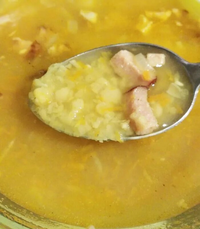Гороховый суп с тушенкой. Гороховый суп в больнице. Гороховый суп с фото пошагово. Гороховый суп с фото пошагово. Гороховый суп без картошки.