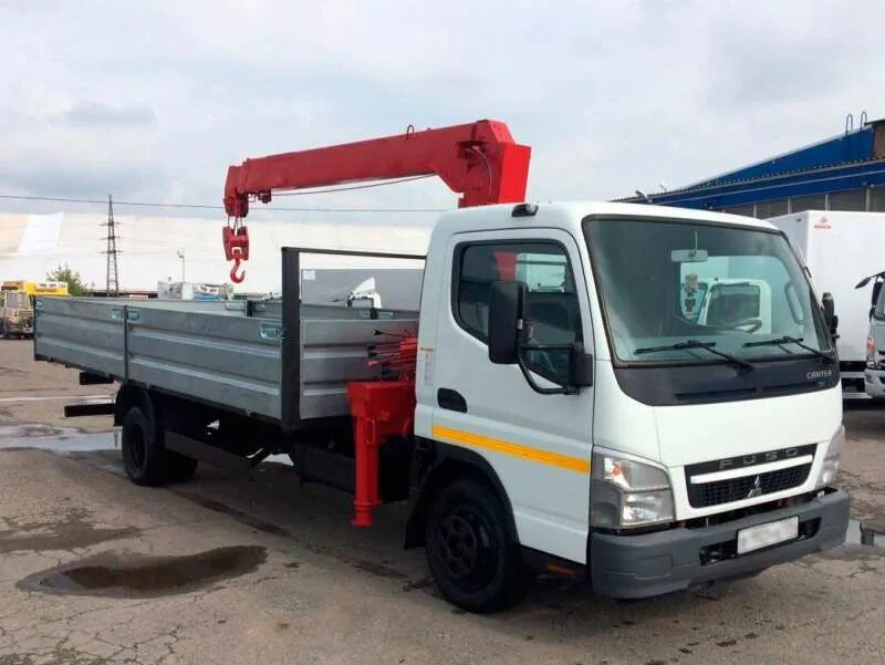 Борт 5 тонн. Манипулятор Mitsubishi Fuso 5 тонн. Mitsubishi Canter манипулятор 3 тонны. Манипулятор Митсубиси Фусо 5т. Исузу кран манипулятор 5т.