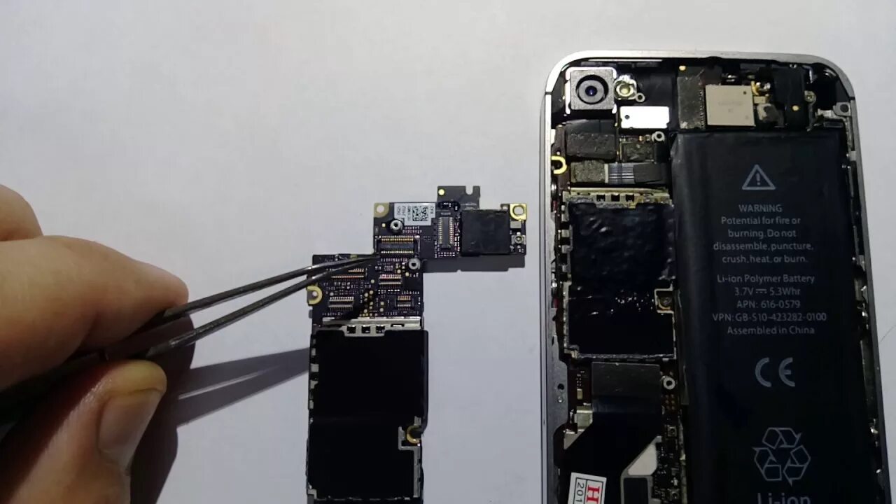 Айфон 11 не реагирует на касания. Iphone 4 s Ekran sensor. Iphone 4s sensor problem. Сенсор не реагирует айфон 3. Iphone 4s замена тачскрина.