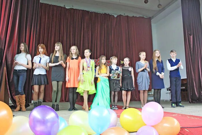 Школа номер 6 красноярск. Школа номер 6 красноярск. Школа номер 6 красноярск. Гимназия номер 6 красноярск. Школа номер 6 красноярск.