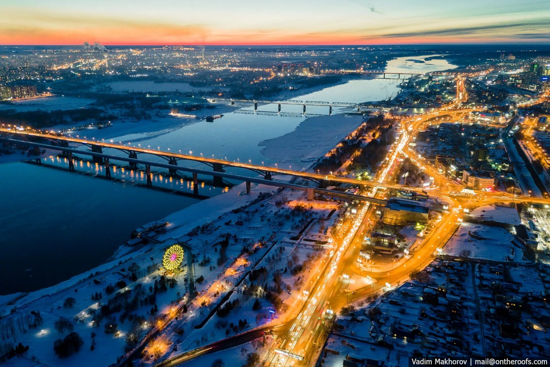 Река Обь Новосибирск. Набережная реки Обь Новосибирск. Река Обь Новосибирск зимой. Набережная реки Оби Новосибирск. Место новосибирска в россии