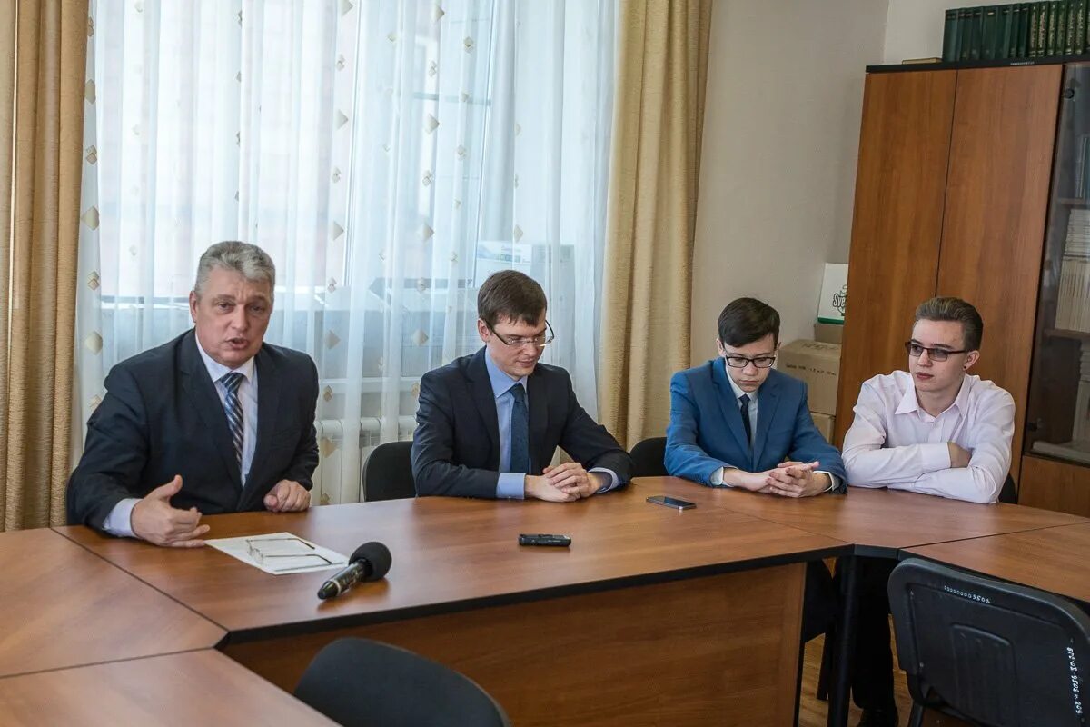 Сайт благовещенского городского суда. Благовещенский районный суд. Першин Благовещенский городской суд. Судья Першин Благовещенский городской суд.