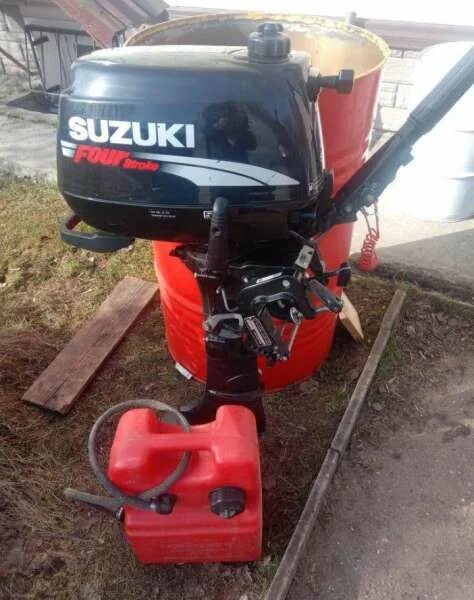 С. Suzuki df40 лодочный мотор. Лодочный мотор сузуки 4 лс. Сузуки 6 4 такта. С 4х-тактный.
