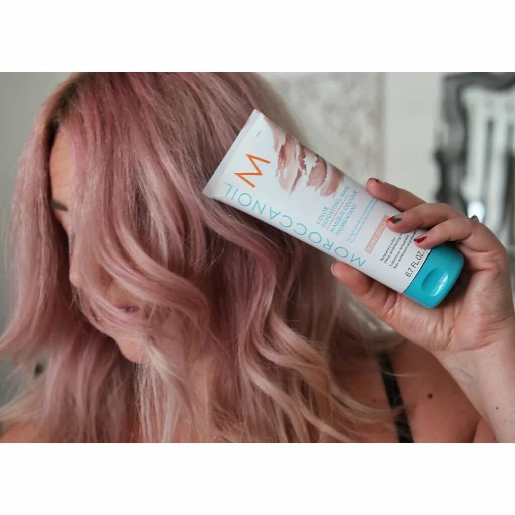 Маски розовые отзывы. Тонирующая маска Moroccanoil Rose Gold. Moroccanoil Color depositing Mask Rose Gold. Тонирующая маска Rose Gold Moroccanoil 200 мл. Moroccanoil Rose Gold маска.