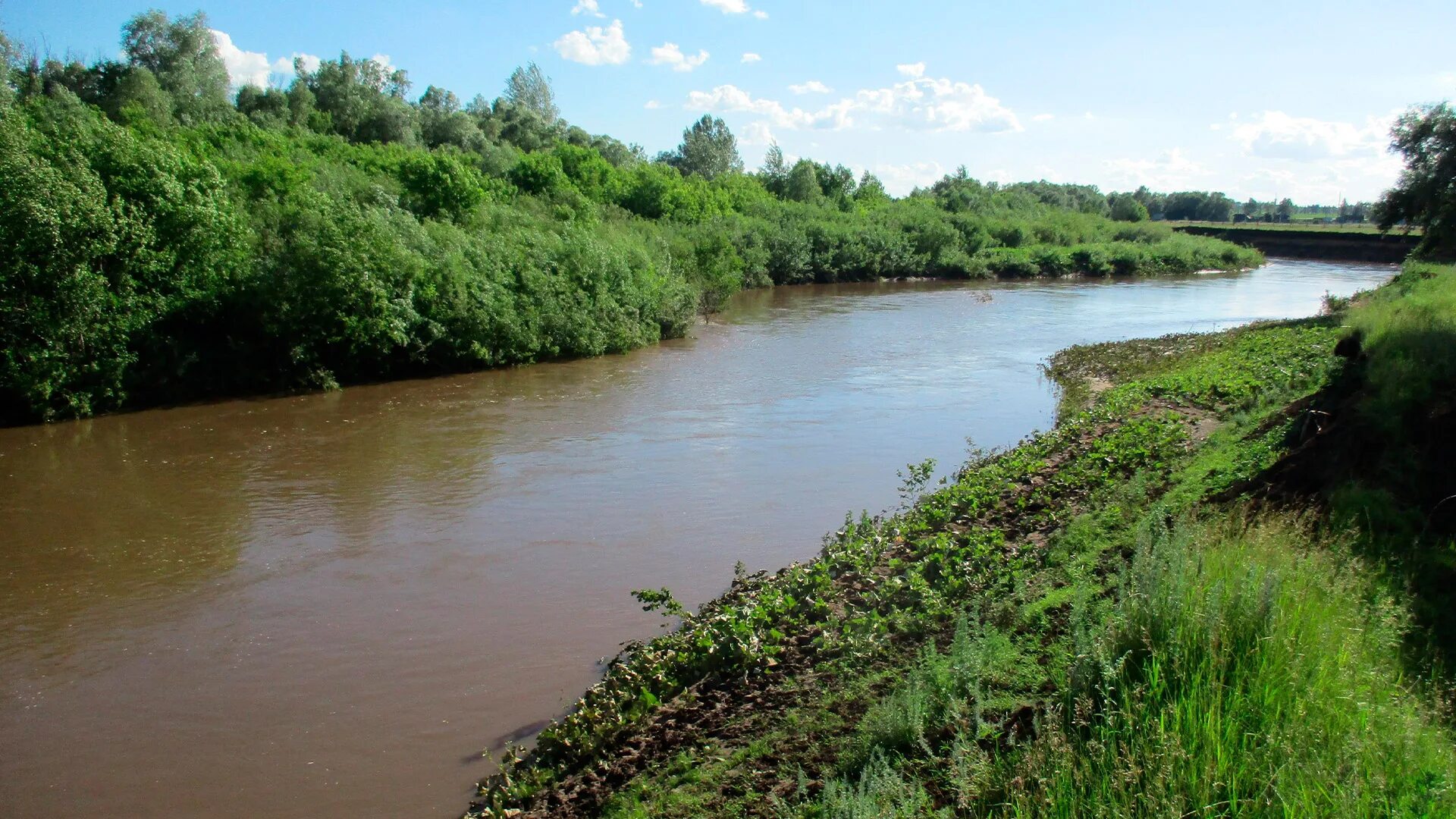 Крупные и малые реки. Крупные и малые реки. Караман река степное. Кебеж река. Малый кинель самарская область речка.