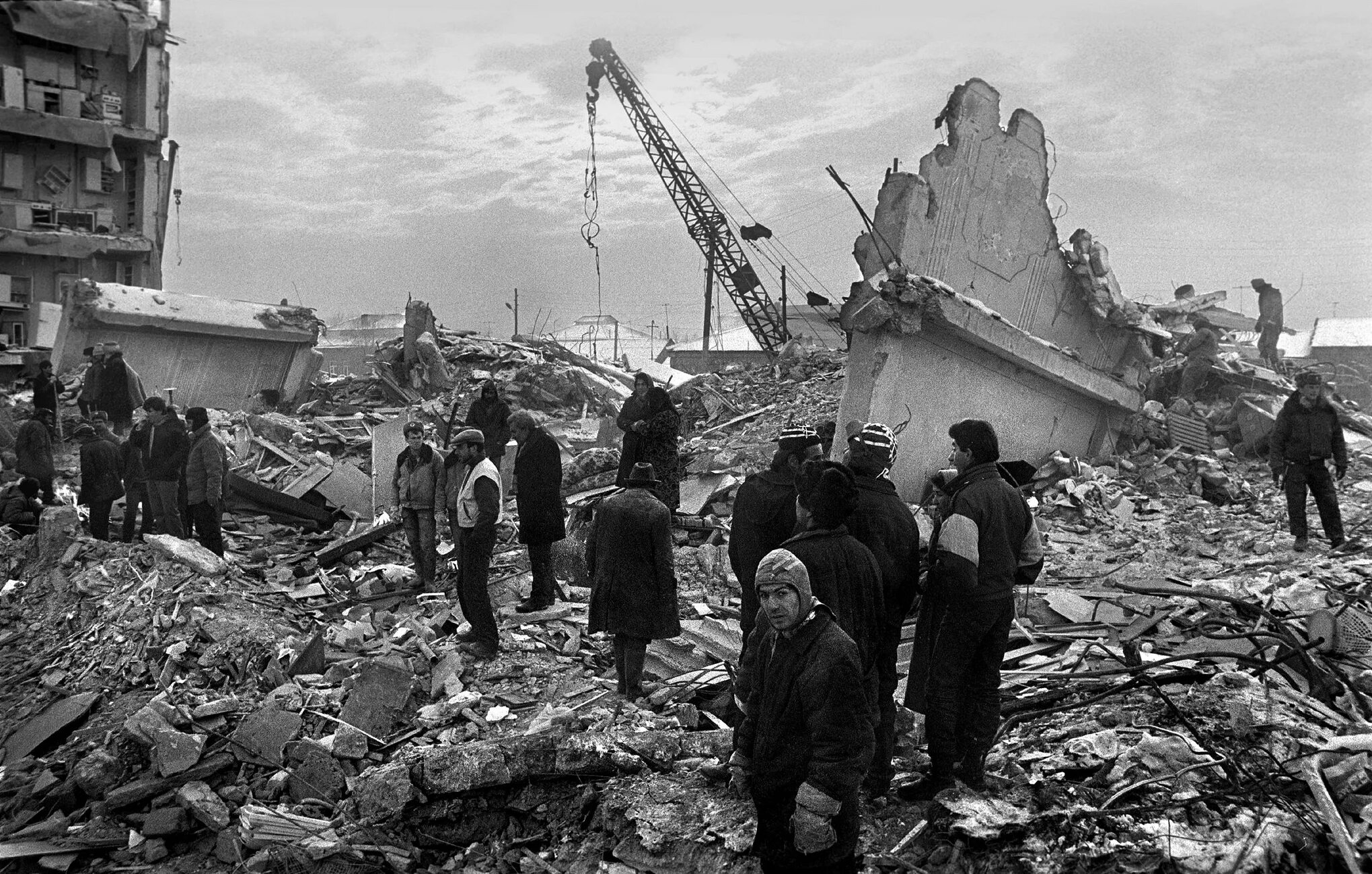 Новосибирское землетрясение. Спитак землетрясение 1988.
