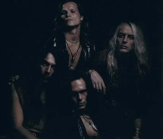 When the levee breaks лед зеппелин. Zillah band. When rock. Эксл роуз гитарист. When rock.