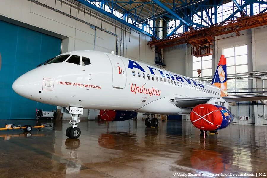 Сайт гсс сочи. Суперджет армавиа. sukhoi superjet 100 армавиа. sukhoi civil aircraft. vna в качестве гсс.