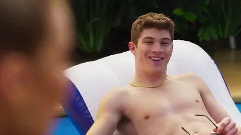 Benny Turland shirtless in Neighbours 