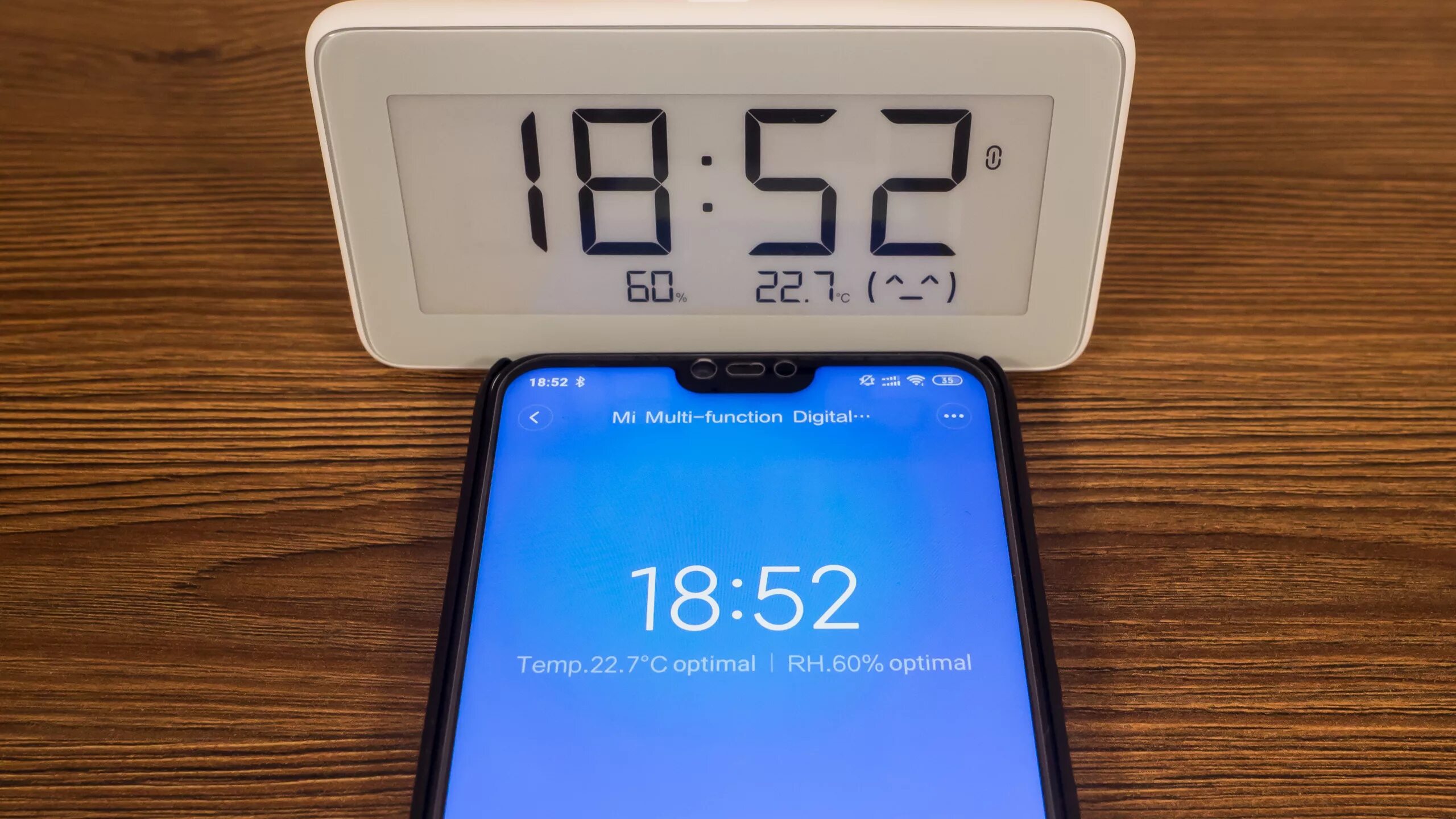 Часы датчик xiaomi. Метеостанция Xiaomi Mijia. Xiaomi Mijia humidity Electronic метеостанция. Метеостанция Xiaomi Mijia temperature and humidity Electronic watch. Xiaomi temperature and humidity Monitor.