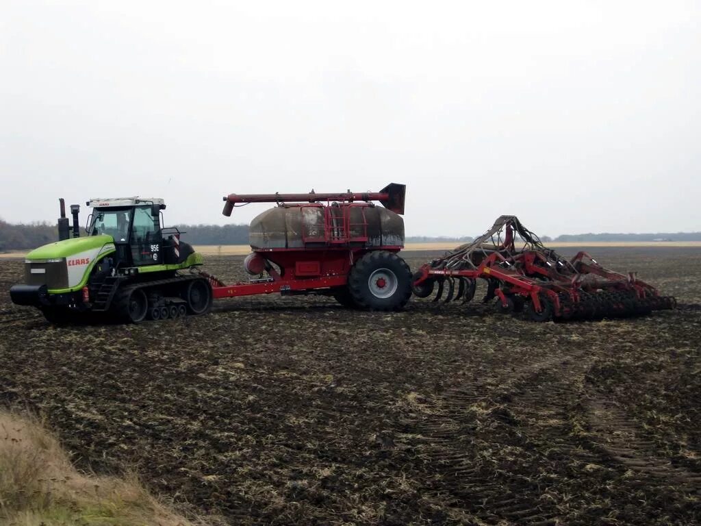 минеральная обработка почвы. джон дир жидкие удобрения. опрыскиватель ростсельмаш. внесение минеральных удобрений. минеральная обработка почвы.