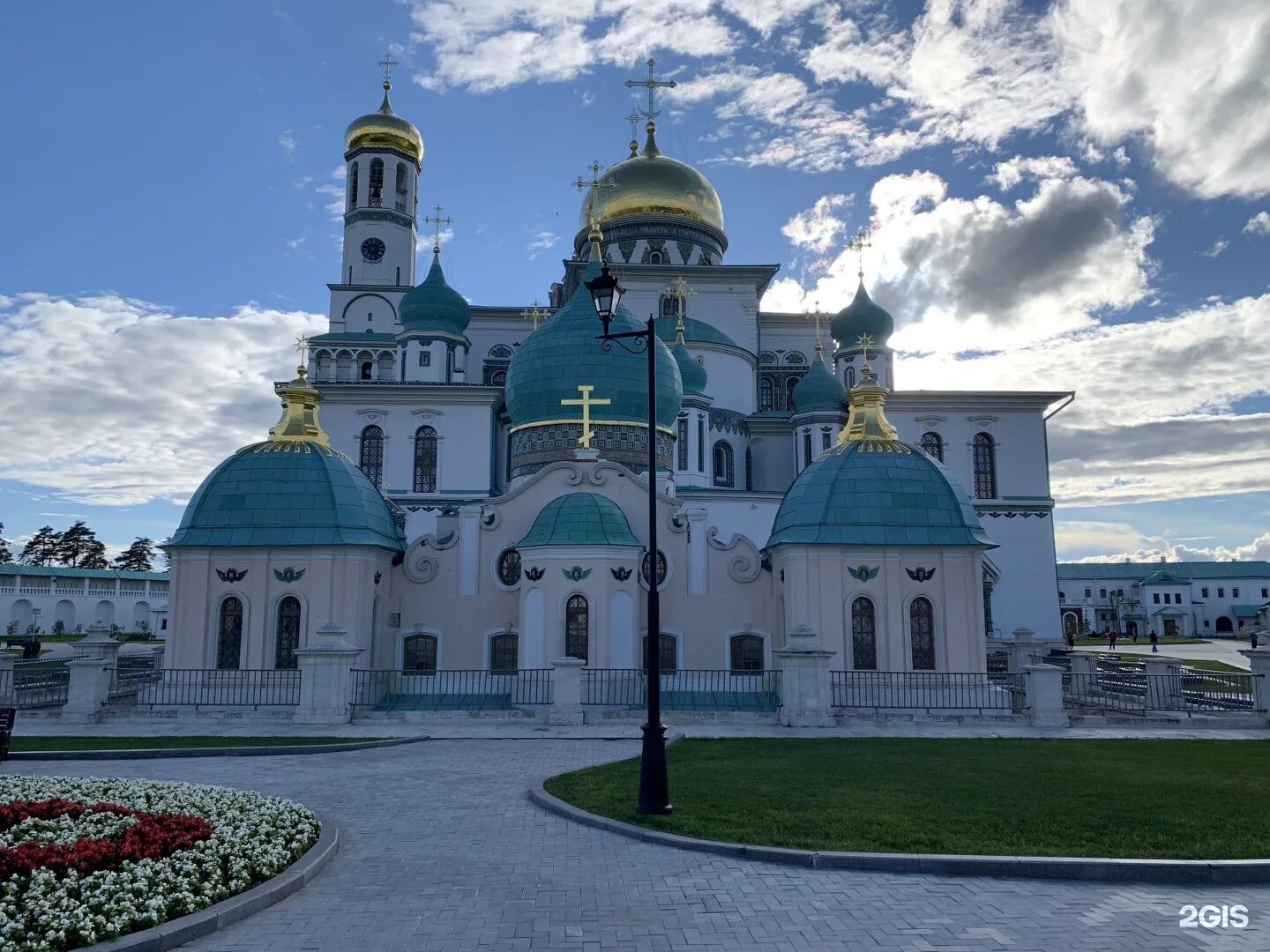 Воскресенский мужской монастырь истра. Воскресенский Новоиерусалимский монастырь. Новый Иерусалим (Воскресенский Ново-Иерусалимский монастырь). Истра новый Иерусалим монастырь. Истра собор Новоиерусалимского монастыря.