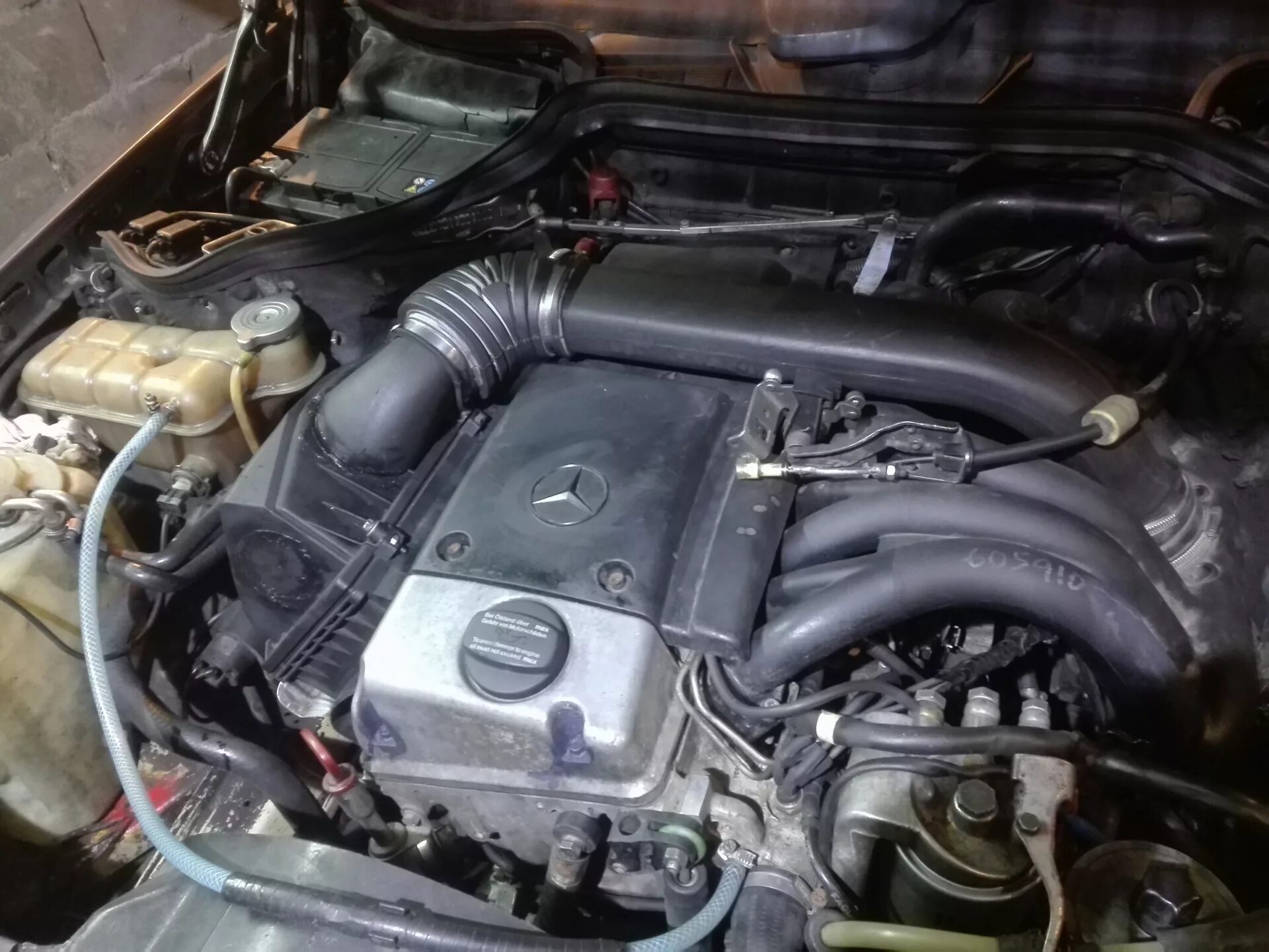 Мотор мерседес 124 2. 602 двс мерседес. 5 дизель. 0 дизель. Мотор турбо дизель мерседес 124.