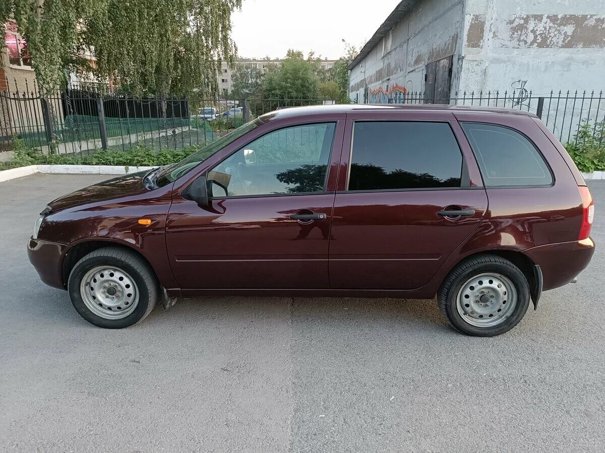 Калина универсал саранск. Калина 1 серебристая. Калина универсал 1 серебристая. Калина универсал 2008. Калина универсал саранск.