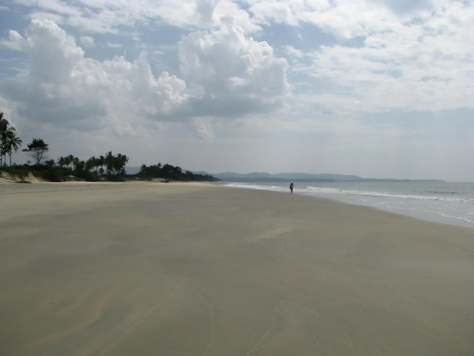 Гоа белая. Индия гоа пляжи с белым песком. Варка гоа. Zuri white sands goa. Белоснежные пляжи гоа.