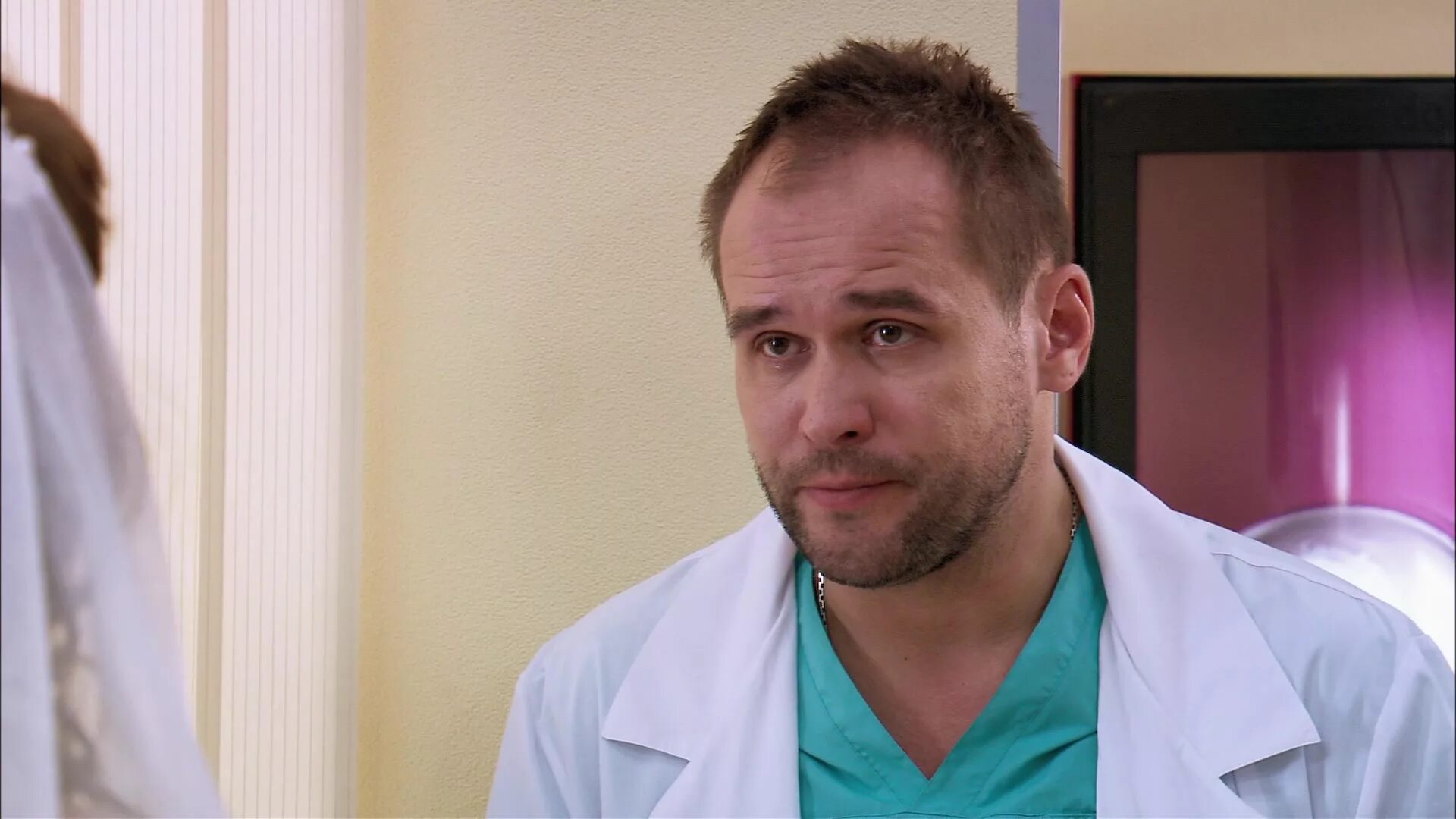 олег брагин склифосовский 1 сезон. актер сыгравший брагина. склифосовский никита 1 сезон. олег брагин склифосовский. склифосовский максим.