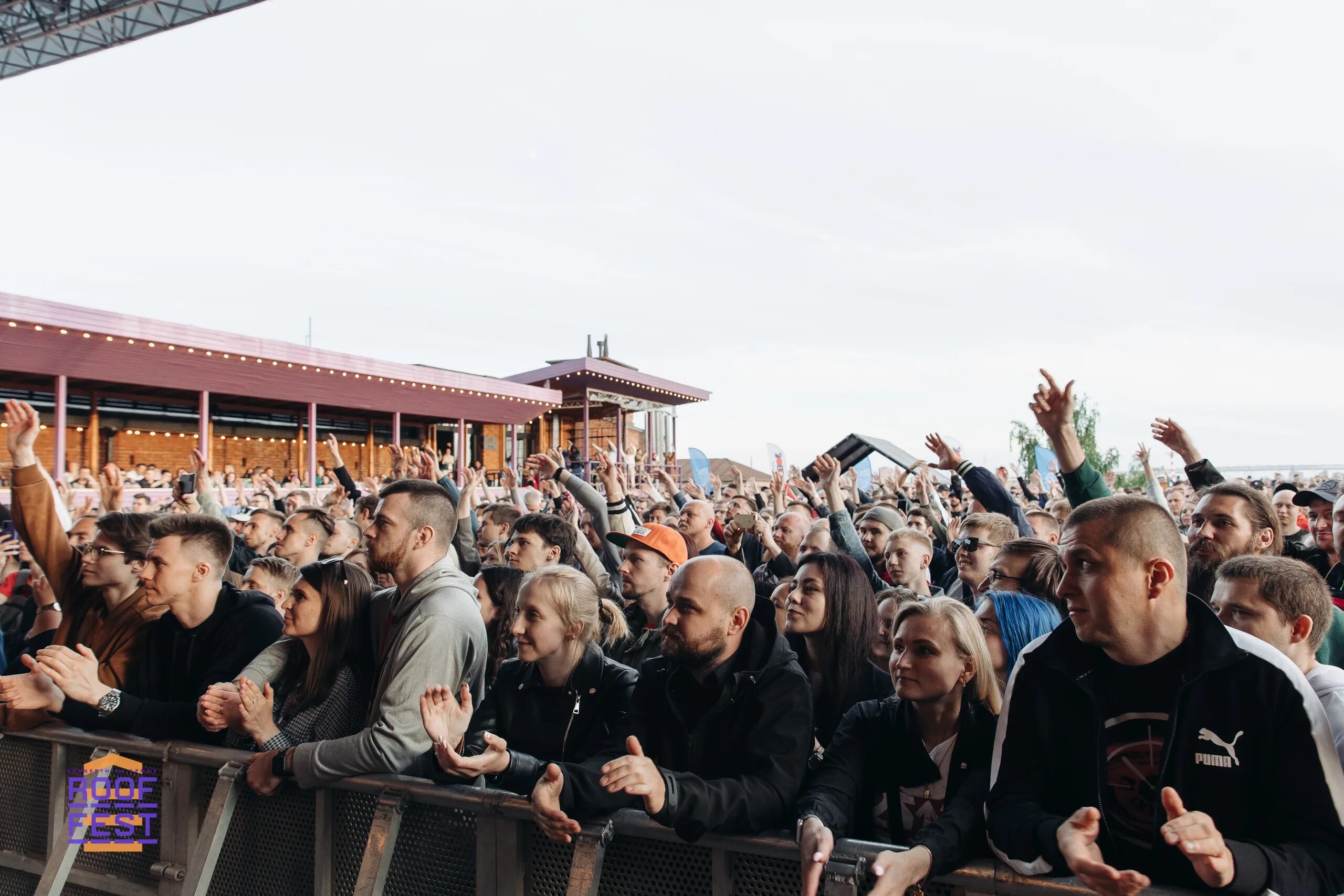 Roof fest. Фестиваль Руф фест СПБ. Руф фест 2022. Руф фест на крыше СПБ. Руф фест СПБ 2023.