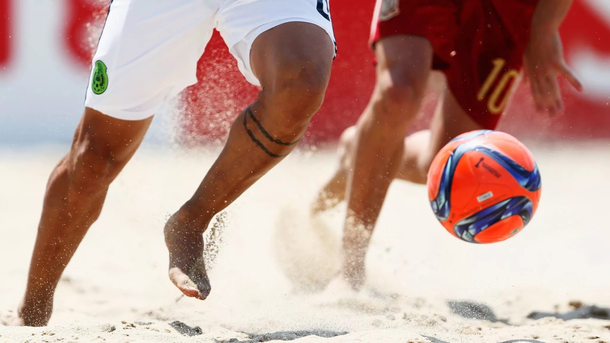 Beach soccer world. Пляжный футбол. ФИФА пляжный футбол. Футбольный мяч для пляжного футбола. Мяч пляжный футбол профессиональный.