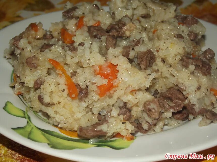 Сердечки куриные тушеные с луком. Куриные сердечки рецепты приготовления в мультиварке. Куриные сердечки в сметане в скороварке. Плов с куриными сердечками на сковороде. Куриные сердечки рецепты приготовления в мультиварке.